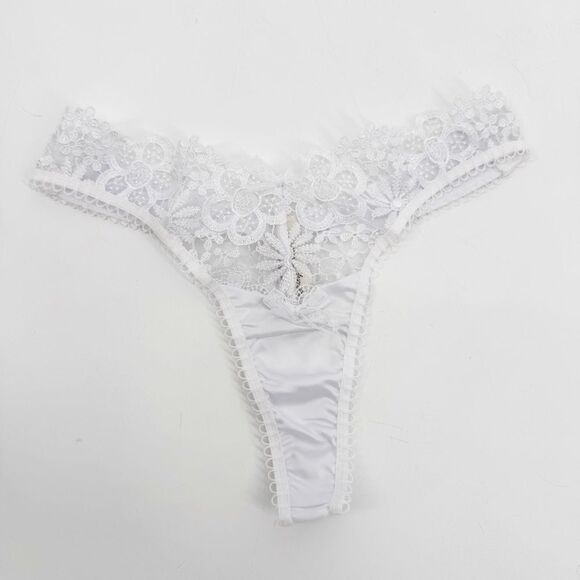 For Love & Lemons White Lace Bridal Thong NWOT XXS - Picture 9 of 9